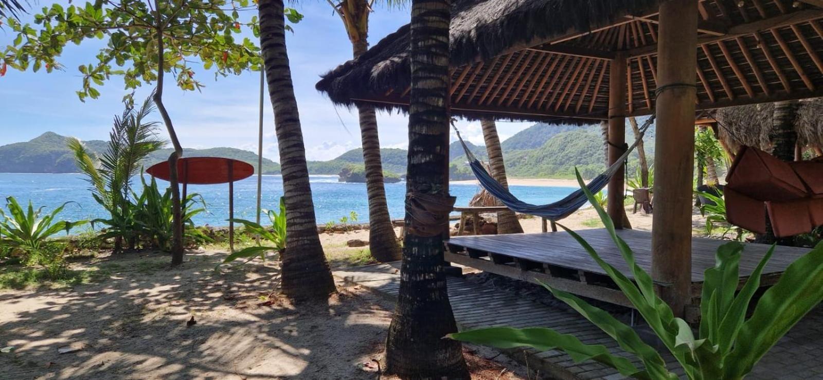 Отель Castaway Surf Retreat 1 Sekongkang Экстерьер фото